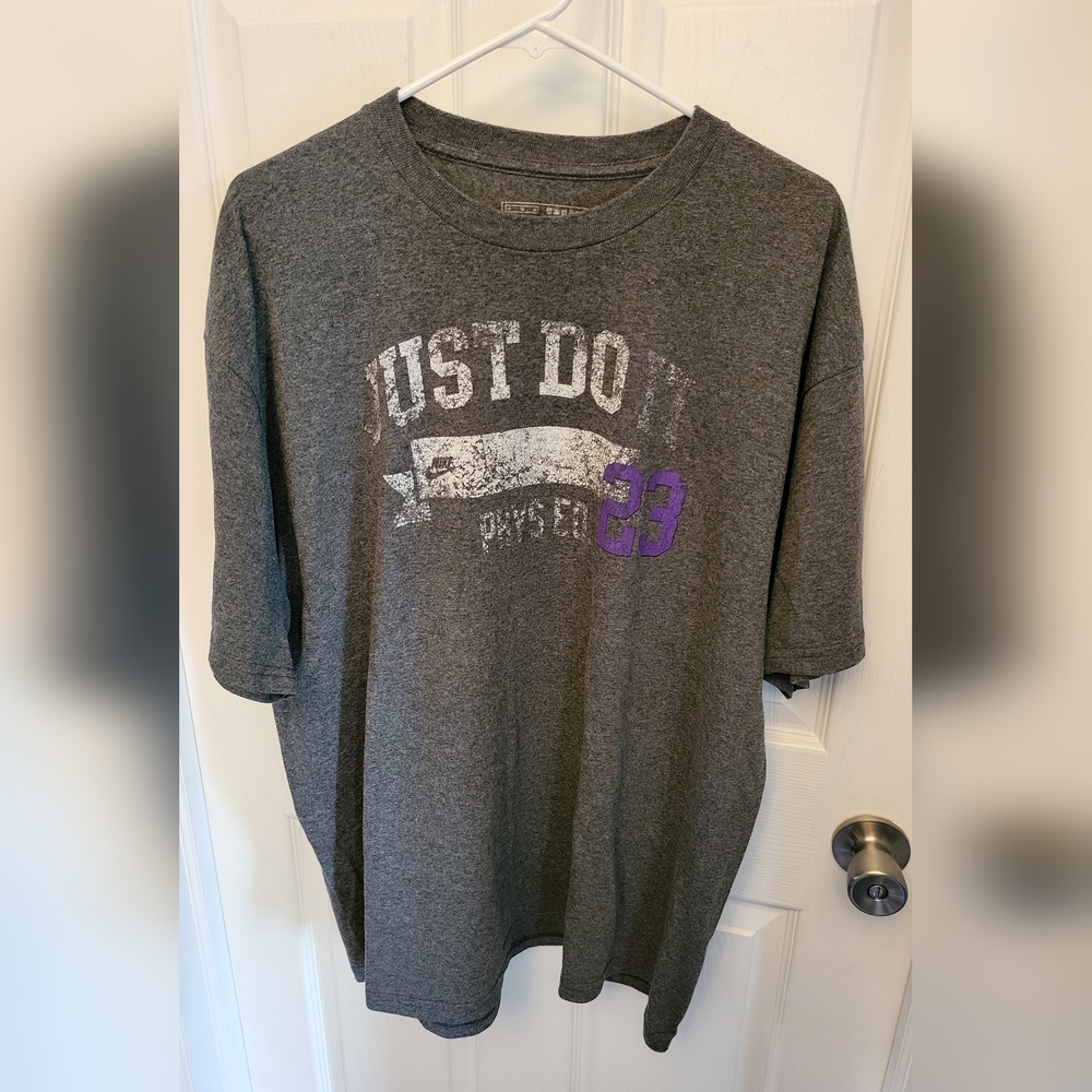Nike Lebron James Gray Just Do It Phys Ed 23 Men's XL Extra Large T-Shirt King